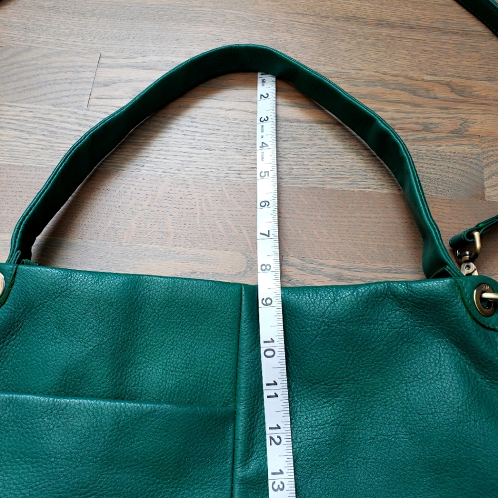 Hobo International Vale Convertible Leather Crossbody Bag - Picture 12 of 12